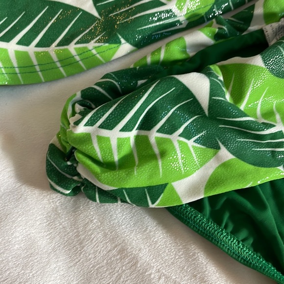 Palm Print Tankini Set - Picture 7 of 11